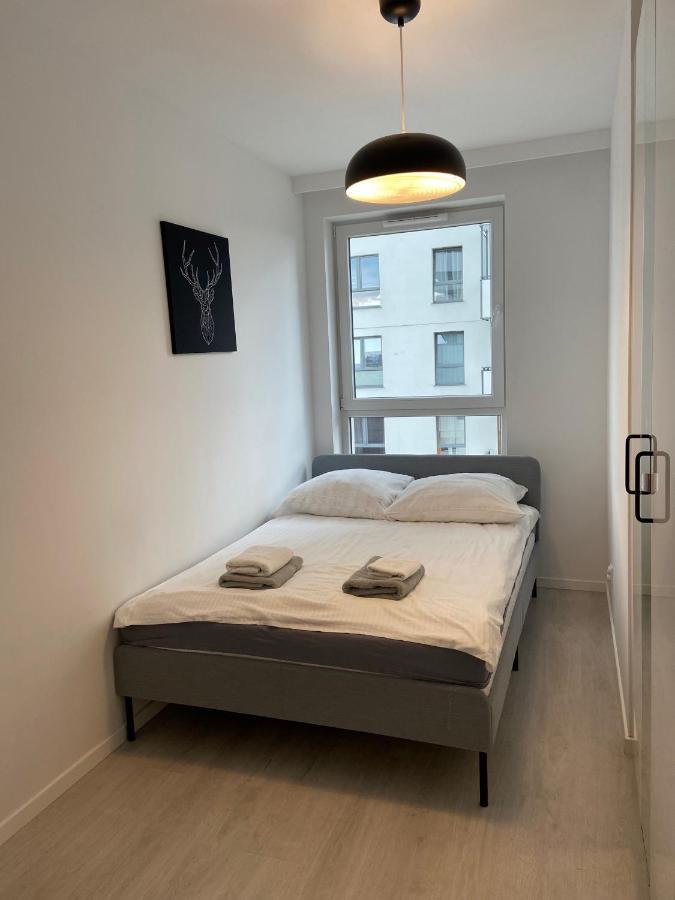 Pobookowane Stocznia Apartments Danzica Esterno foto