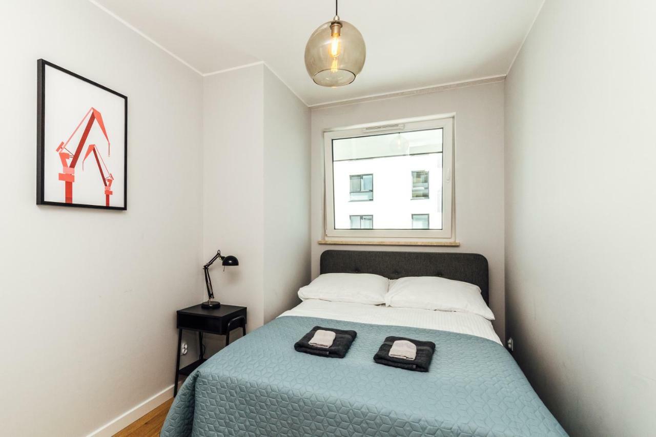 Pobookowane Stocznia Apartments Danzica Esterno foto