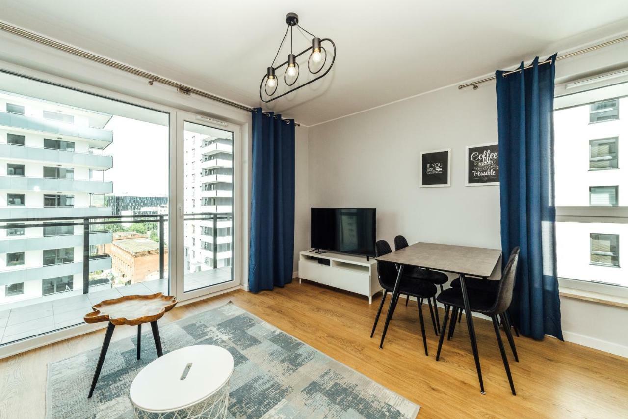 Pobookowane Stocznia Apartments Danzica Esterno foto