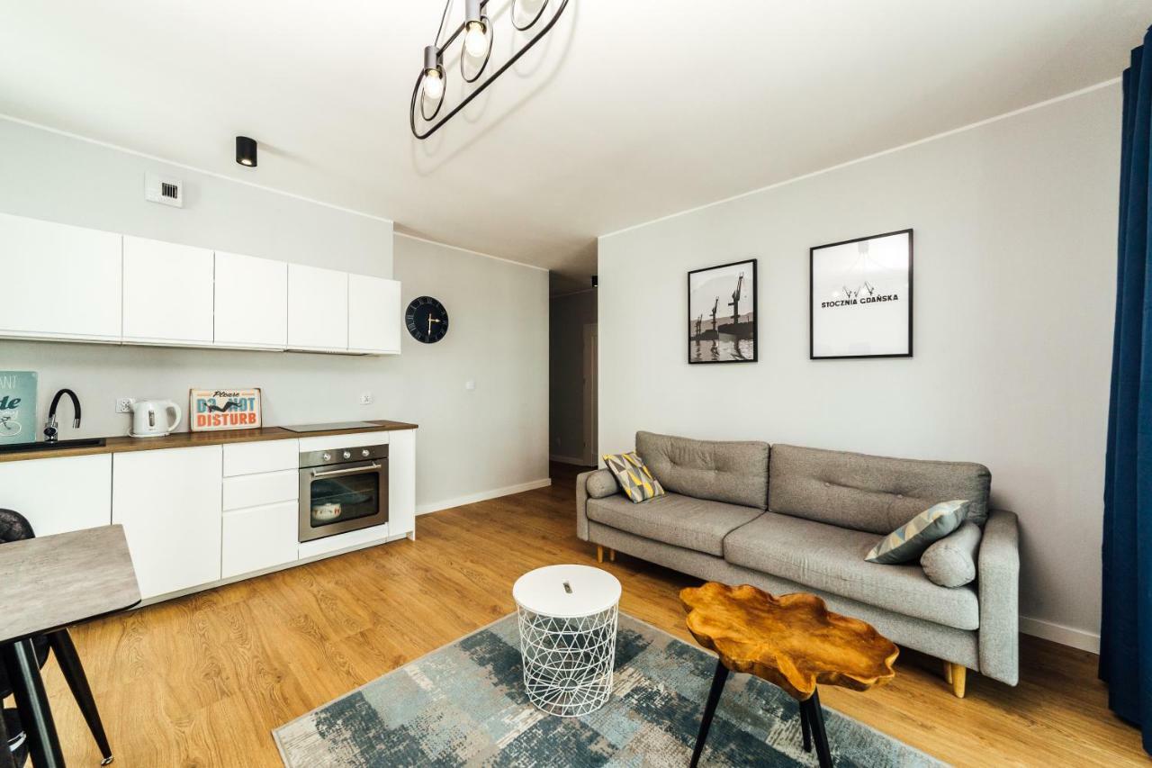 Pobookowane Stocznia Apartments Danzica Esterno foto