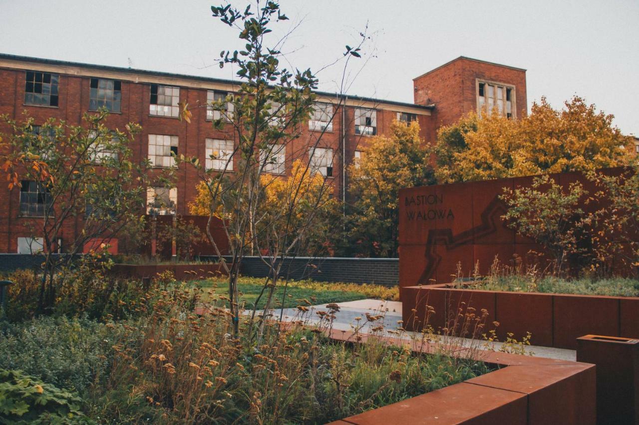 Pobookowane Stocznia Apartments Danzica Esterno foto