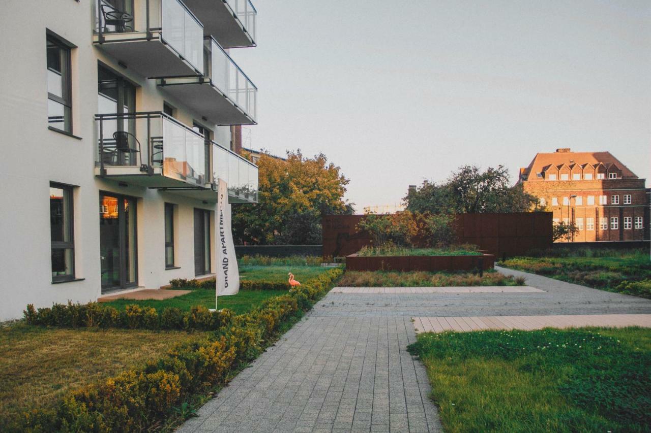Pobookowane Stocznia Apartments Danzica Esterno foto