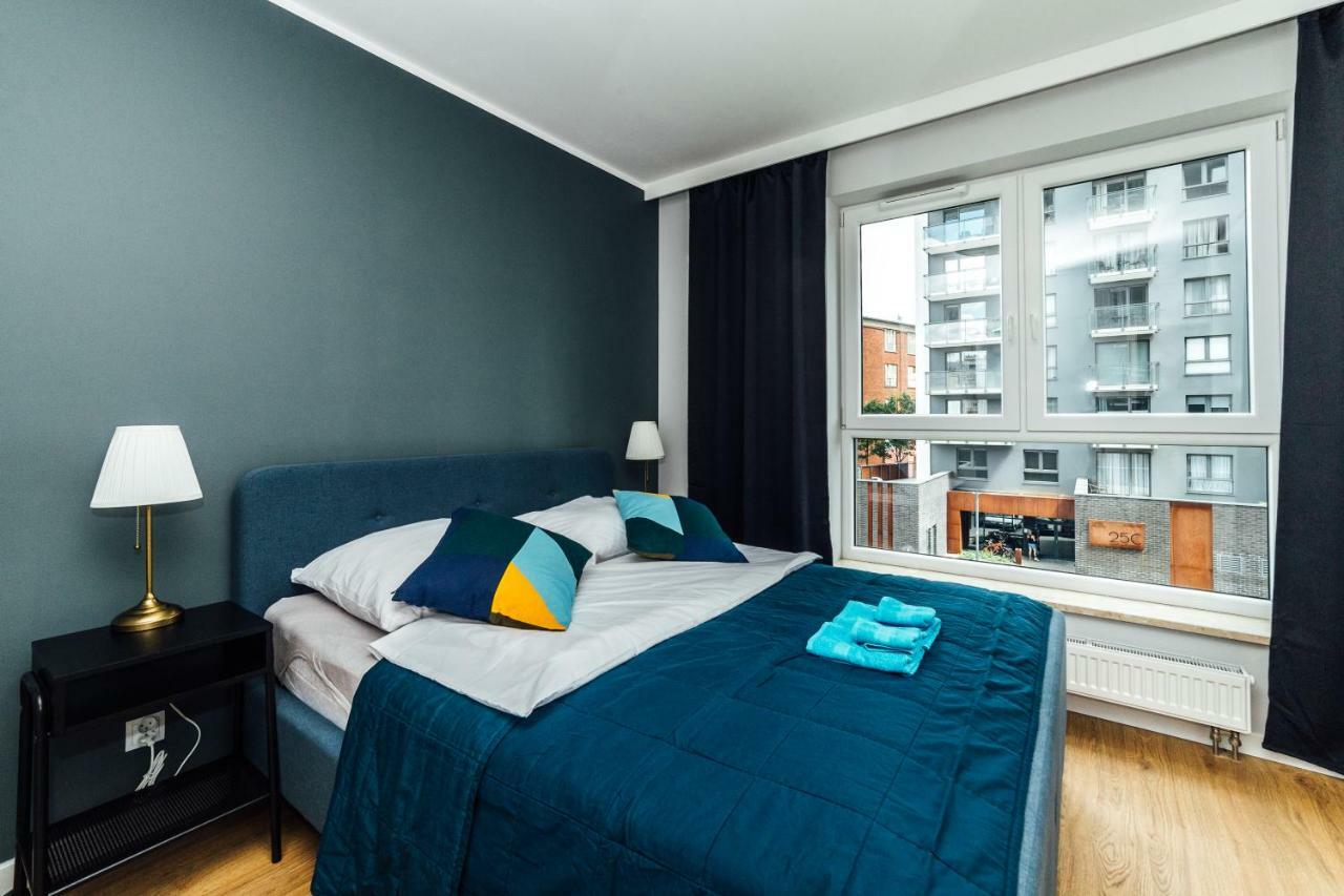 Pobookowane Stocznia Apartments Danzica Esterno foto