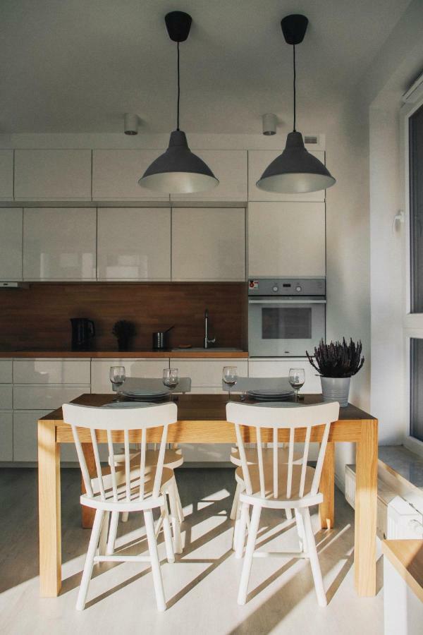 Pobookowane Stocznia Apartments Danzica Esterno foto