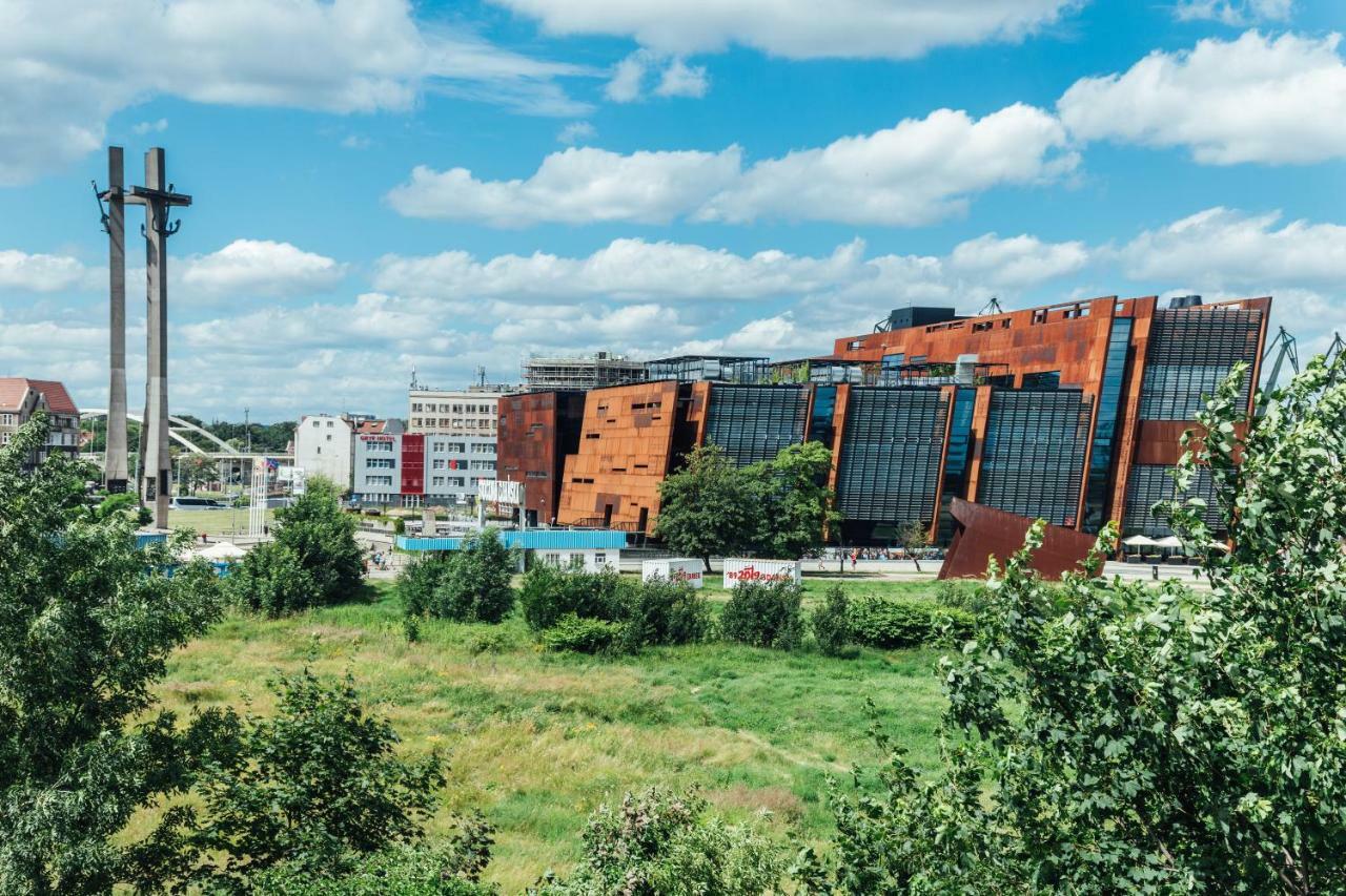 Pobookowane Stocznia Apartments Danzica Esterno foto