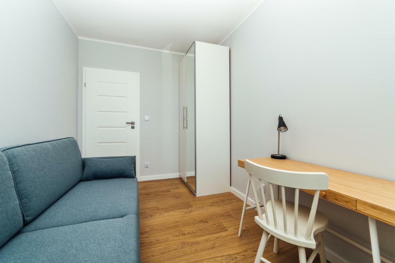 Pobookowane Stocznia Apartments Danzica Esterno foto