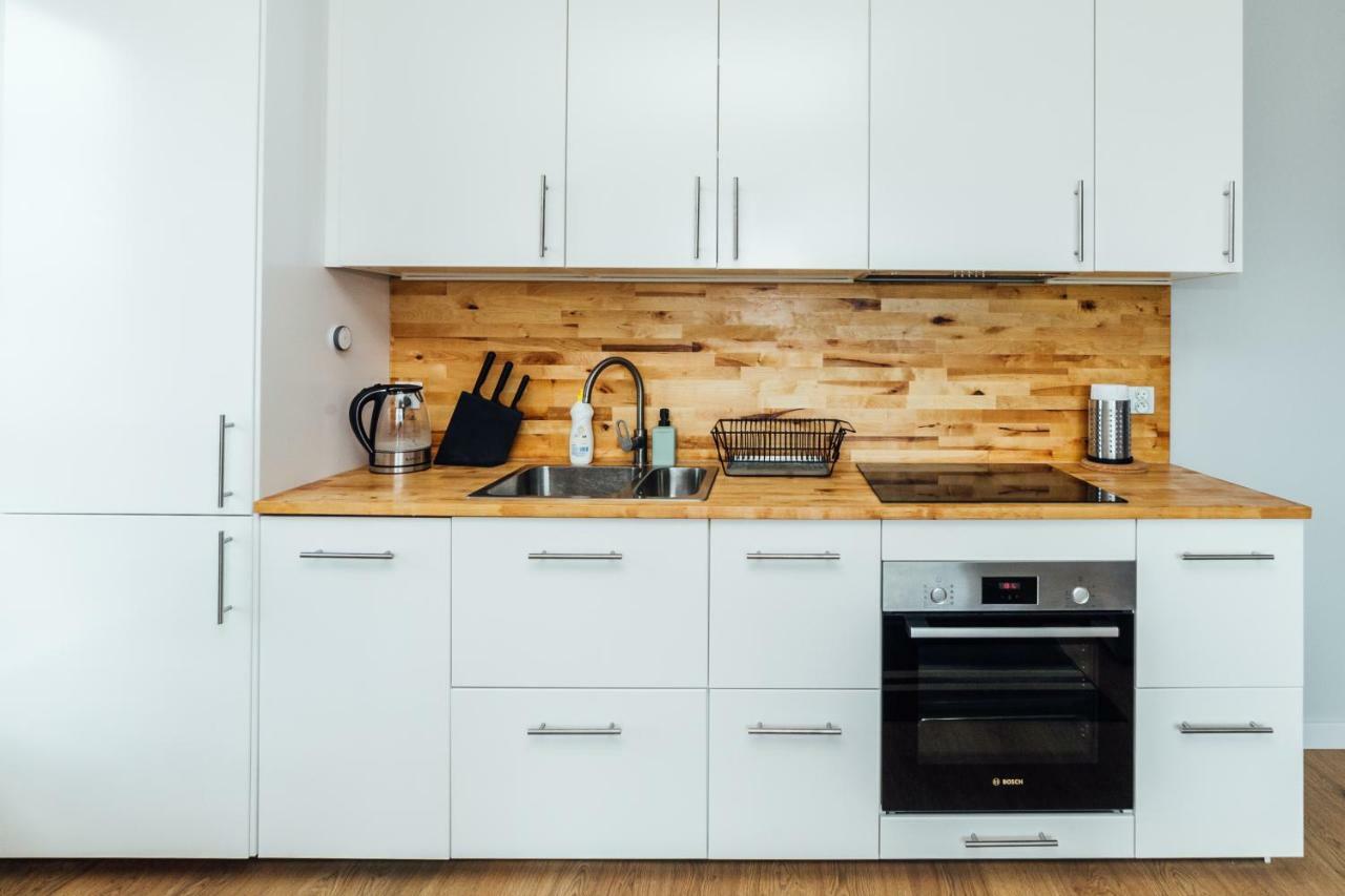 Pobookowane Stocznia Apartments Danzica Esterno foto