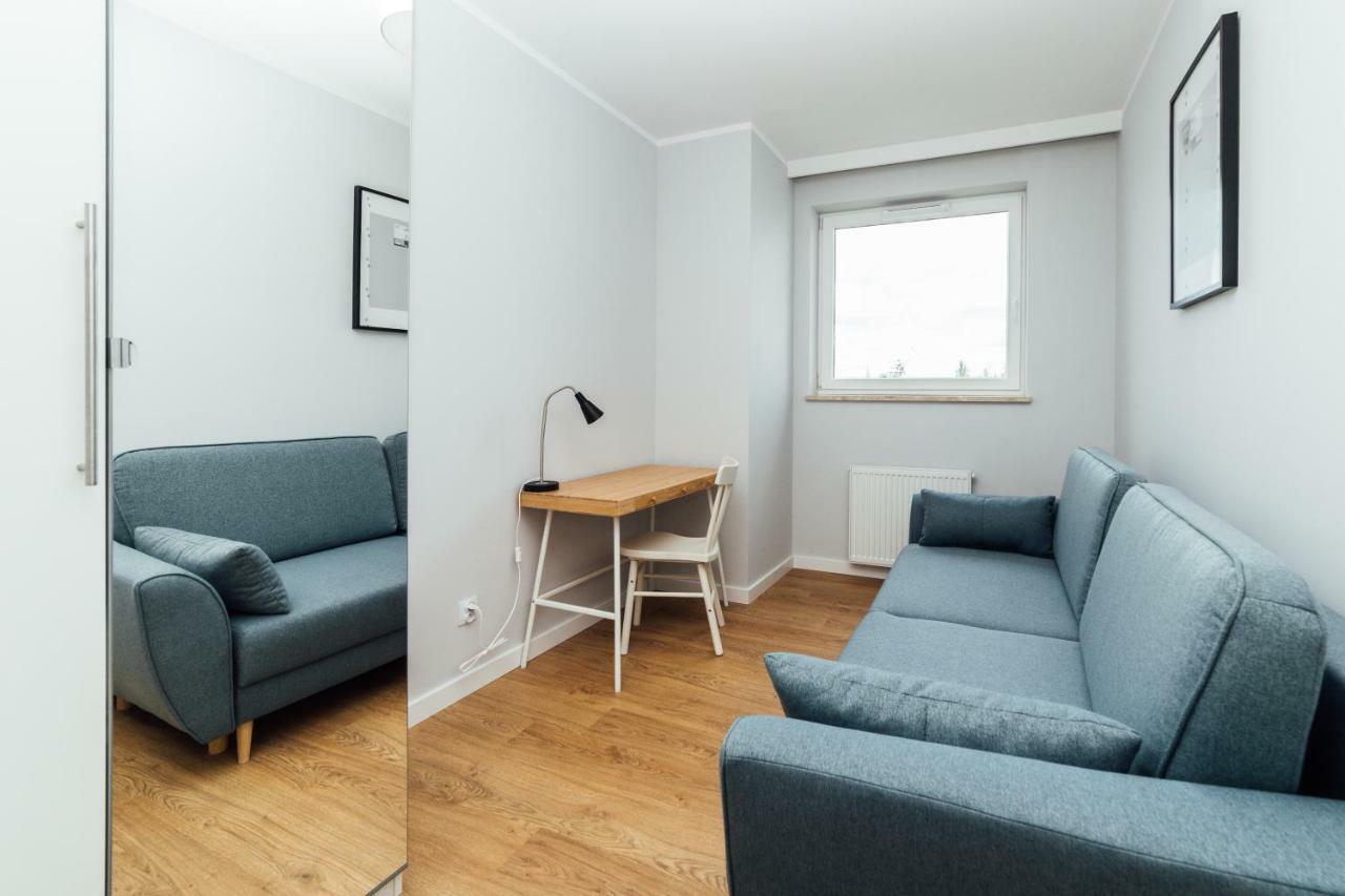 Pobookowane Stocznia Apartments Danzica Esterno foto
